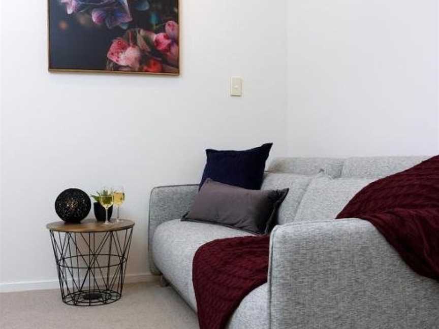 Spacious Studio Apt, Eden Terrace, New Zealand