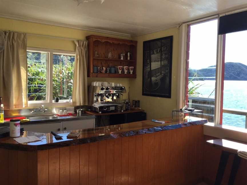 Kingfisher Suite, Elaine Bay, New Zealand