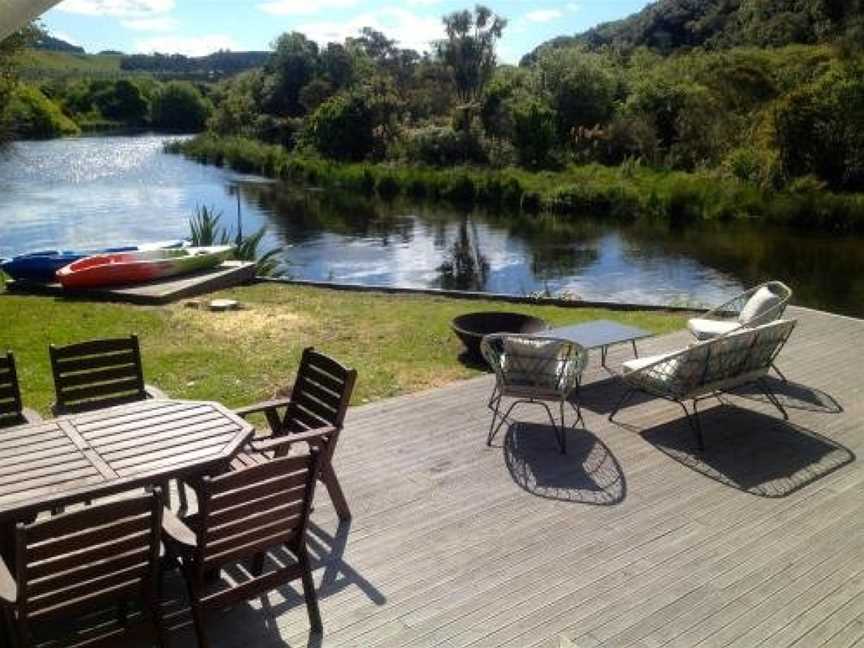 Kingfisher - Kuratau Holiday Home, Kuratau, New Zealand