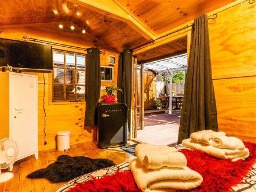 paradise cabins, Matata, New Zealand