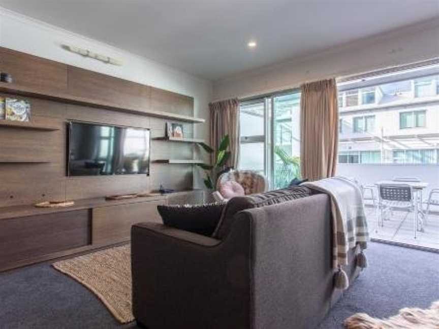 Warm & inviting 1 bedroom Apartment in the Viaduct Harbour, Eden Terrace, New Zealand