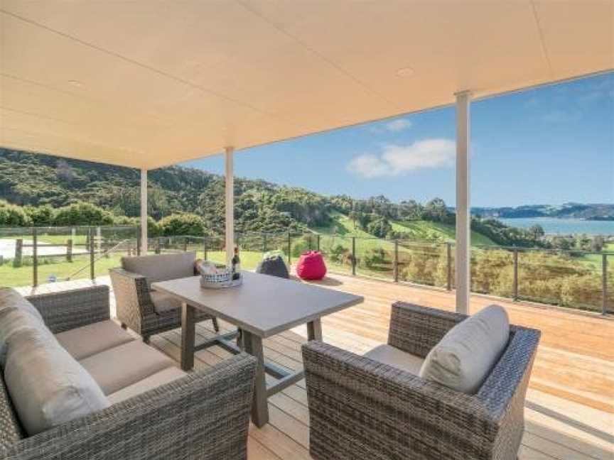 Peace and Paradise - Whitianga Holiday Home, Whitianga, New Zealand