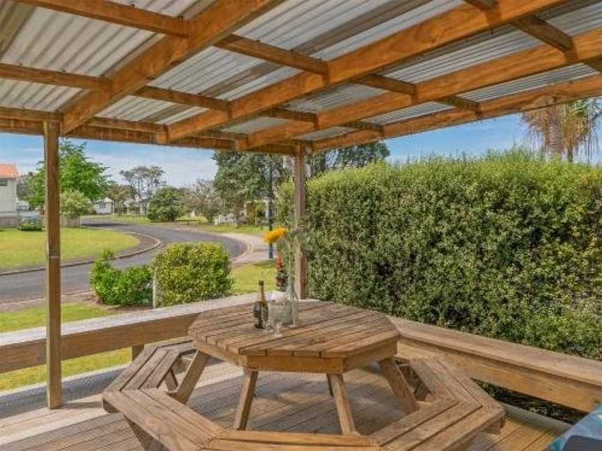 The Jandal House - Whitianga Holiday Home, Whitianga, New Zealand