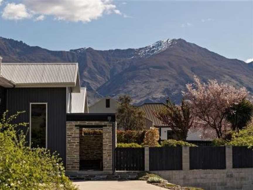 Mt Iron Manor, Wanaka, New Zealand