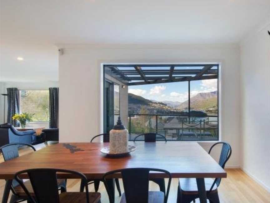 Aspen Grove Villa - Unit A, Argyle Hill, New Zealand