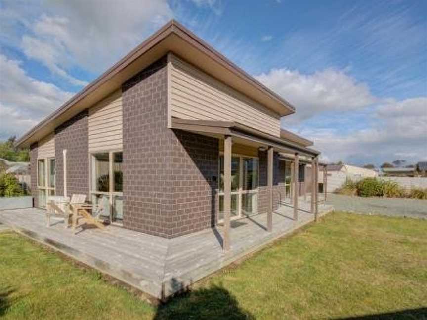 Leigh Cottage Manapouri, Manapouri, New Zealand
