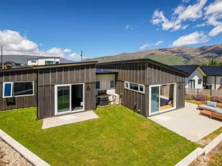 Kirimoko Retreat - Wanaka Holiday Home, Wanaka, New Zealand