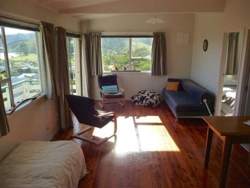 K West - Kuaotunu Holiday Home, Kuaotunu West, New Zealand