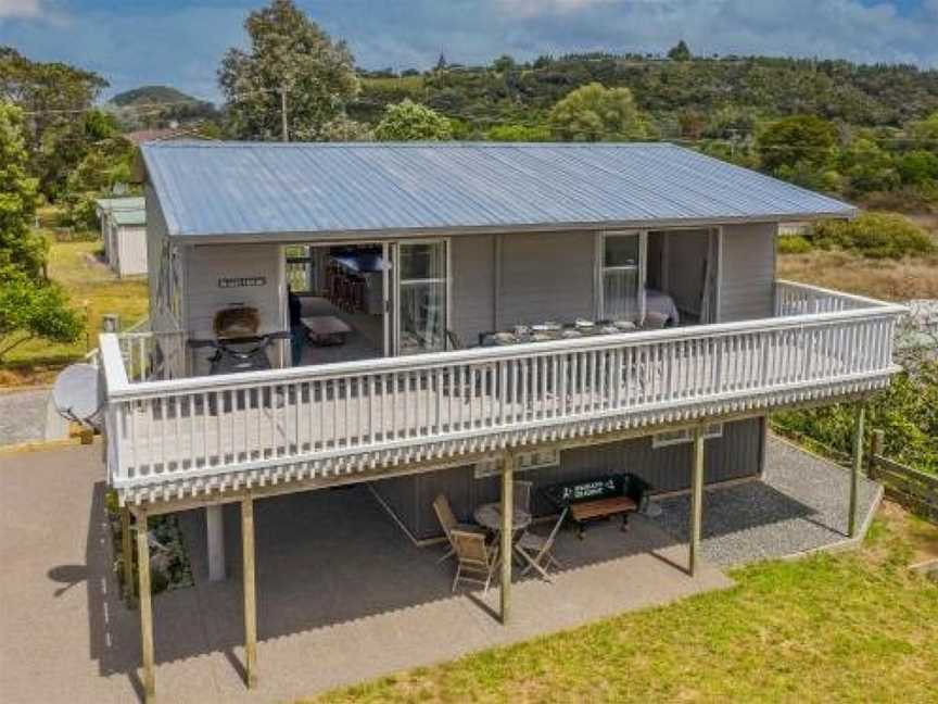 Recharge on Riverview - Cooks Beach Holiday Home, Whitianga, New Zealand
