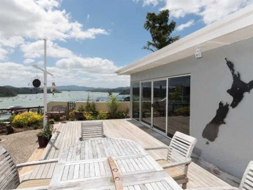 Captain's Quarters - Opua Holiday Home, Opua, New Zealand