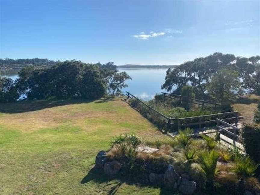 Dune View B & B, Mangawhai, New Zealand