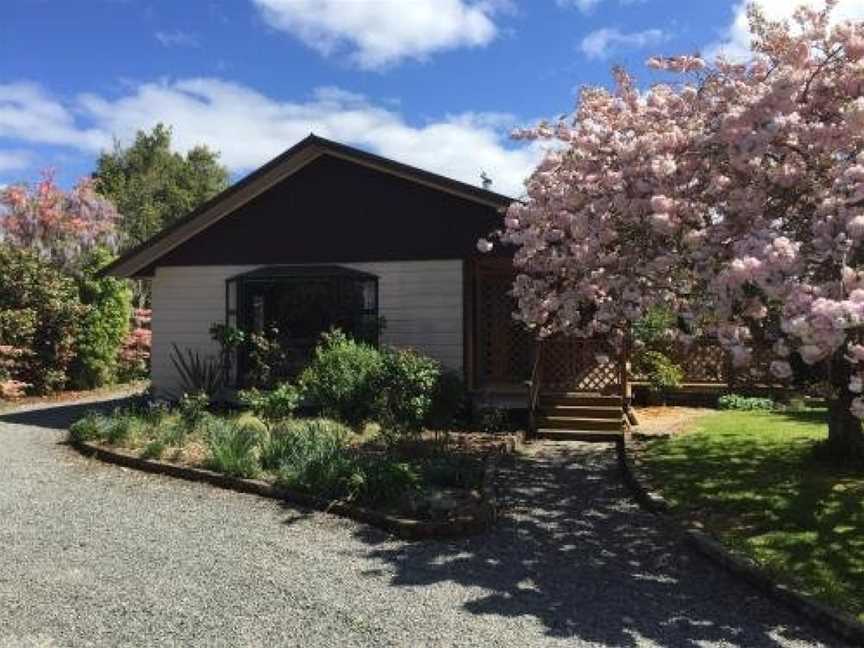 Chris's Cabin, Greytown, New Zealand