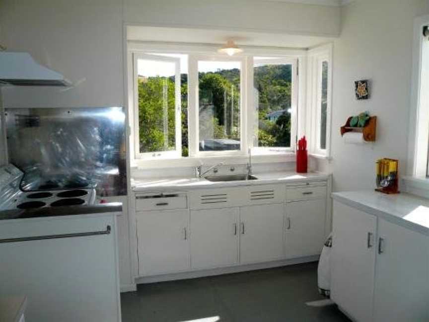 Ridge Cottage - Oneroa Holiday Home, Waiheke Island (Suburb), New Zealand