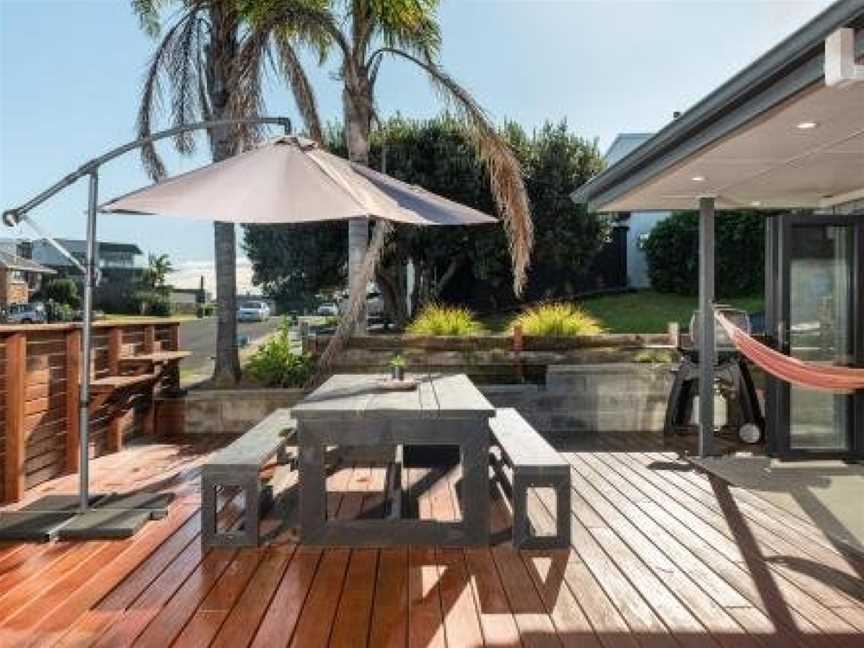 Elevated and stylish home in great location, Mount Maunganui, New Zealand