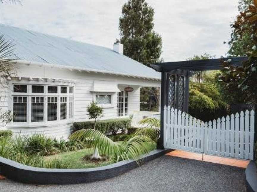 Island Villa, Oneroa, Waiheke Island (Suburb), New Zealand
