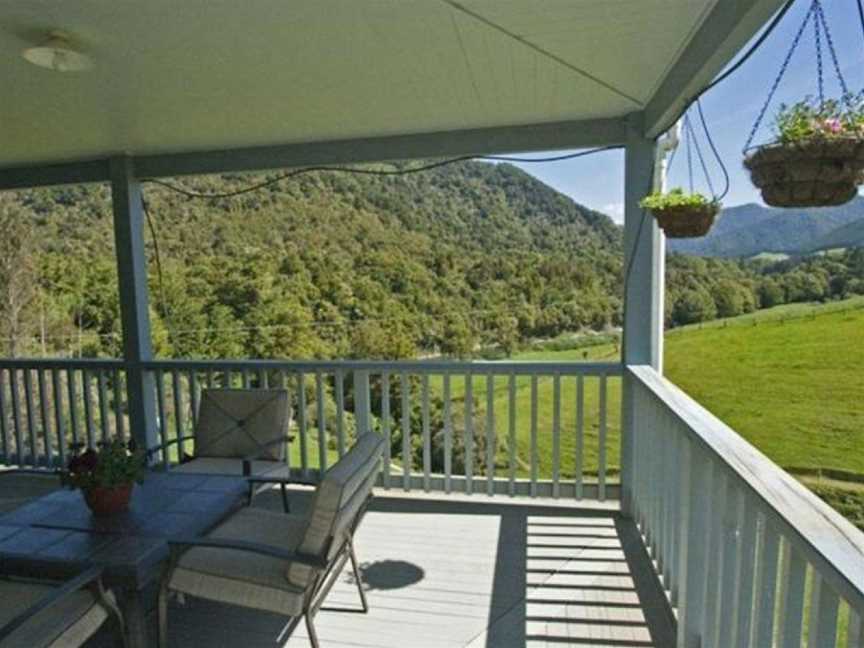 Pelorus River Views, Rai Valley, New Zealand