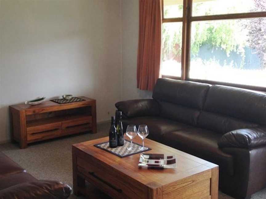 Judge Rock Exclusive Vineyard Cottage Accommodation, Alexandra, New Zealand