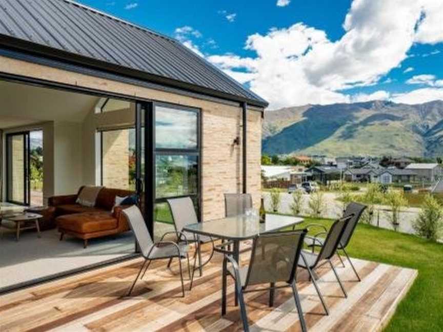 Alpine Bliss - Wanaka Holiday Home, Wanaka, New Zealand