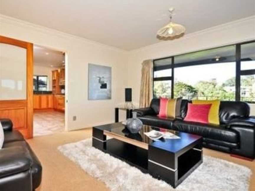 Luxury Country Views in Riverlea, Hamilton (Suburb), New Zealand