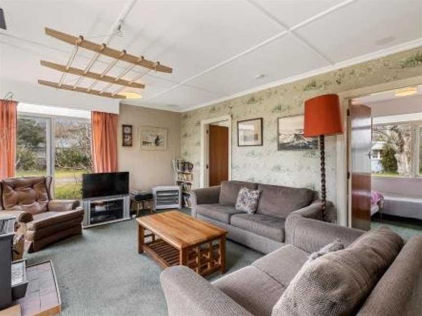 Cedar Cottage - Tauranga Taupo Holiday Home, Kuratau, New Zealand