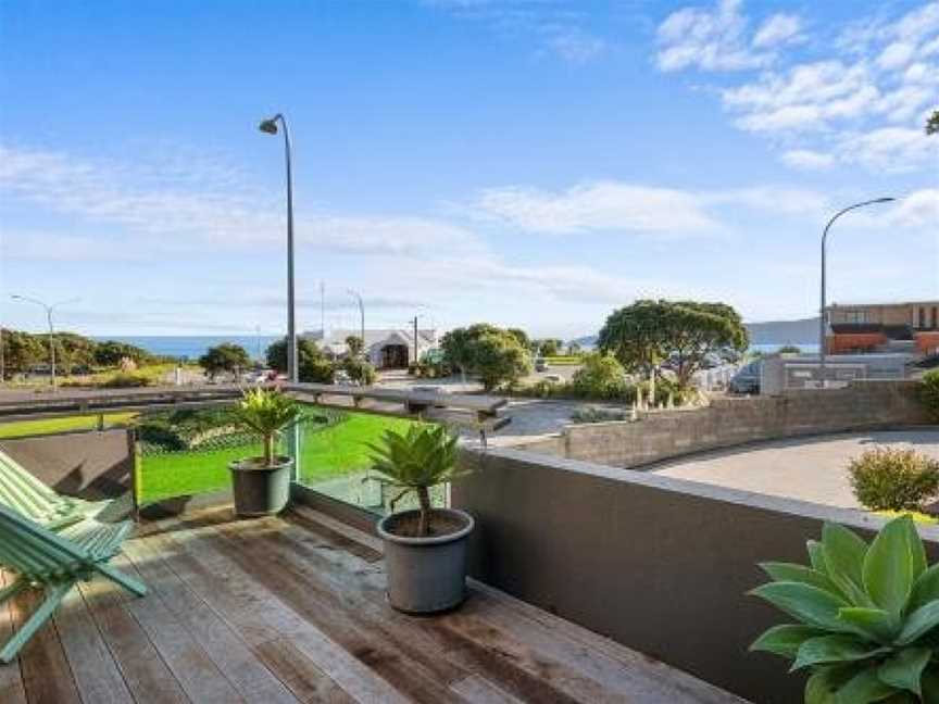 APARTMENT 4A - By the Beach, Paraparaumu, New Zealand