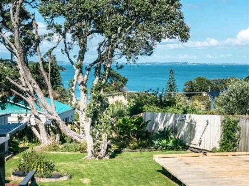 Pohutukawa Cottage, Waiheke Island, Waiheke Island (Suburb), New Zealand