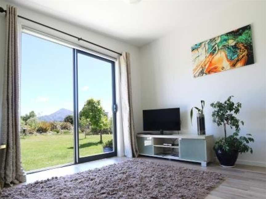 Wanaka Riverside 2 Room Apartment, Wanaka, New Zealand