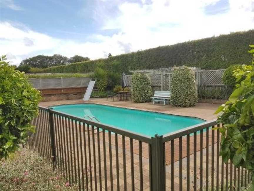 The Pool House, Romantic Country, King Bed, Hamilton (Suburb), New Zealand