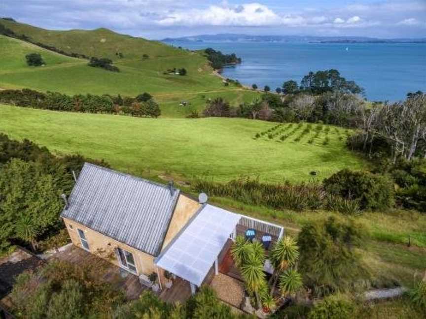 Woodside Bay Cottage, Waiheke Island (Suburb), New Zealand