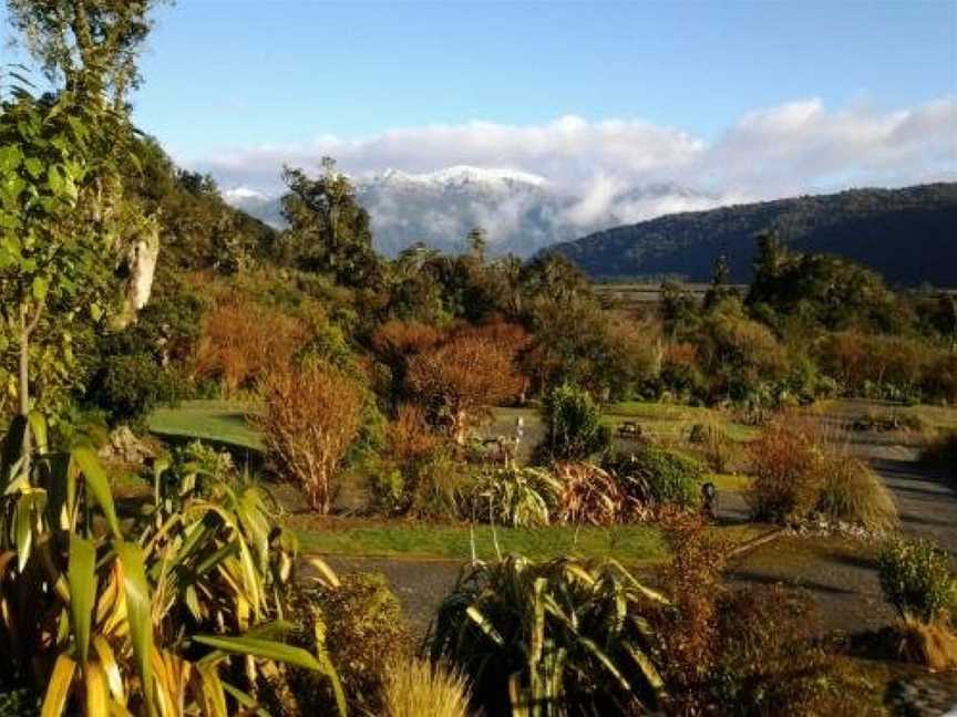 Jackson's Retreat Alpine Holiday Park, Moana, New Zealand