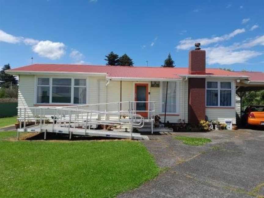 Ironsands Cottage, Hawera, New Zealand