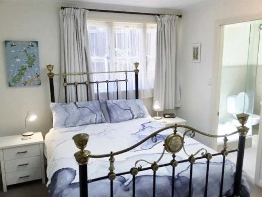 Devonia Cottage Devonport NZ Luxury Accommodation, Eden Terrace, New Zealand