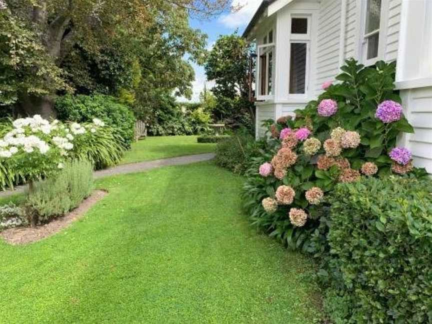 Hawkes Bay Villa, Poukiore, New Zealand