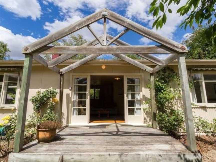 Arrow Bach - Arrowtown Holiday Home, Arrowtown, New Zealand