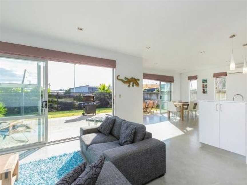 Paradise Haven - Omaha Holiday Home, Matakana, New Zealand