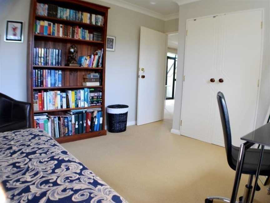 CHATSWOOD HOMESTAY, Beach Haven, New Zealand