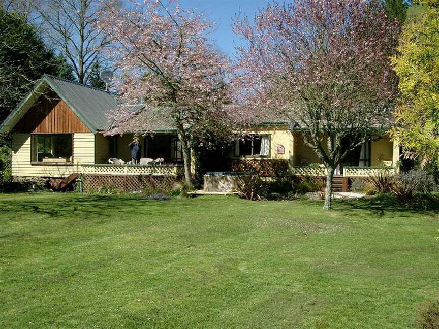 Aultmore Hollow, Wairakei, New Zealand