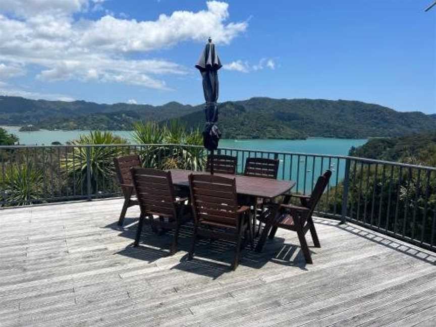 King's View Lodge Harbour View Suite, Whangaroa, New Zealand