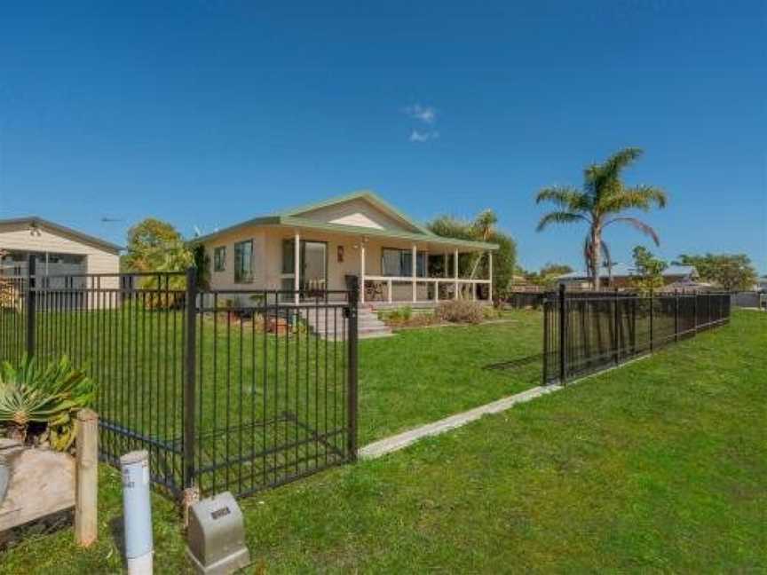 Captain's Cabin - Cooks Beach Holiday Home, Whitianga, New Zealand