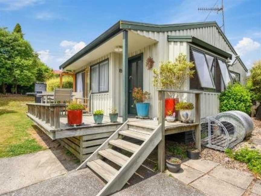 Otonga Cottage - Rotorua Holiday Home, Rotorua, New Zealand