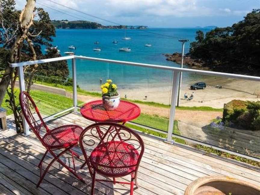 Golden Sands, Waiheke Island (Suburb), New Zealand