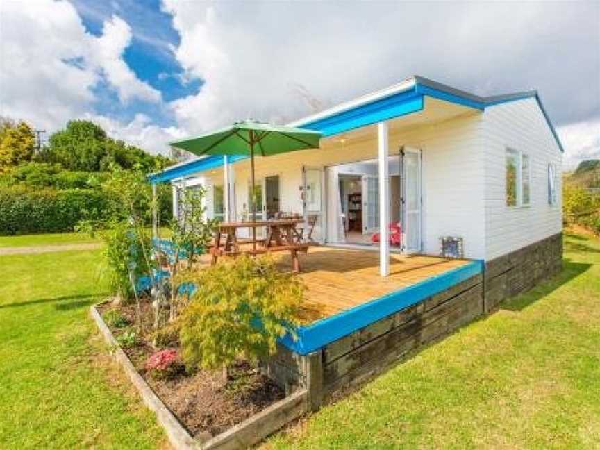 Calypso Cottage with Wifi - Raglan Holiday Home, Raglan, New Zealand