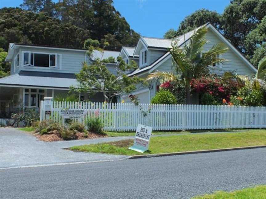ARAPOHUE HOUSE & BREAKFAST, Russell, New Zealand