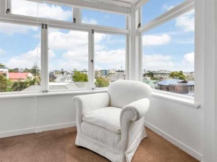 Spacious Sunny Seaview Apartment, Eden Terrace, New Zealand