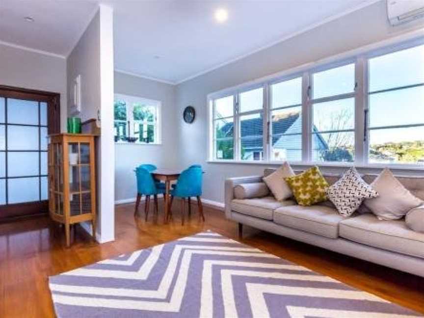 Sunny Character 2 Bedroom Home - Mission Bay, Eden Terrace, New Zealand