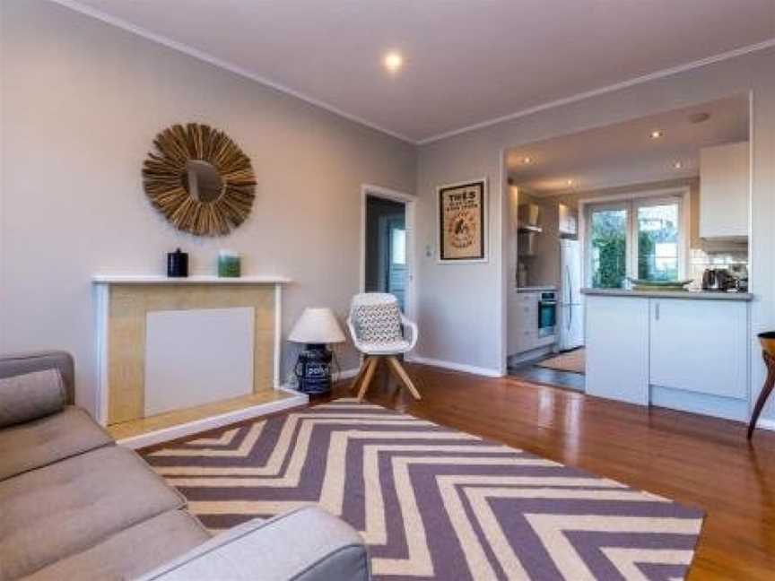 Sunny Character 2 Bedroom Home - Mission Bay, Eden Terrace, New Zealand