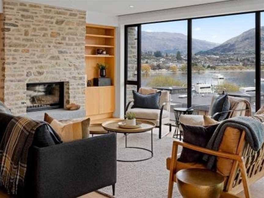 Genoa - Sleeps 6 - Lakefront Apartment, Wanaka, New Zealand