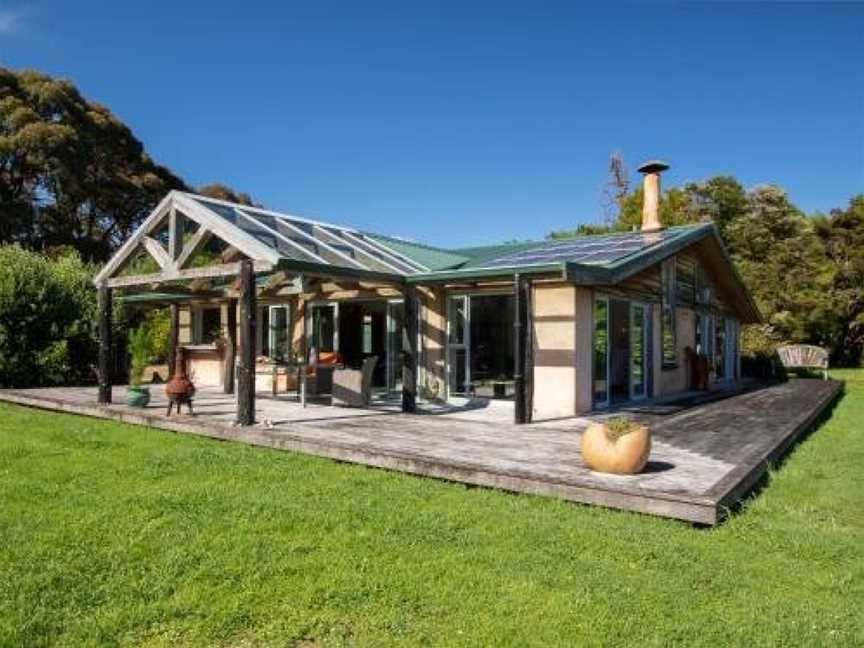 Golden Paradise - Rangihaeata Holiday Home, Takaka, New Zealand