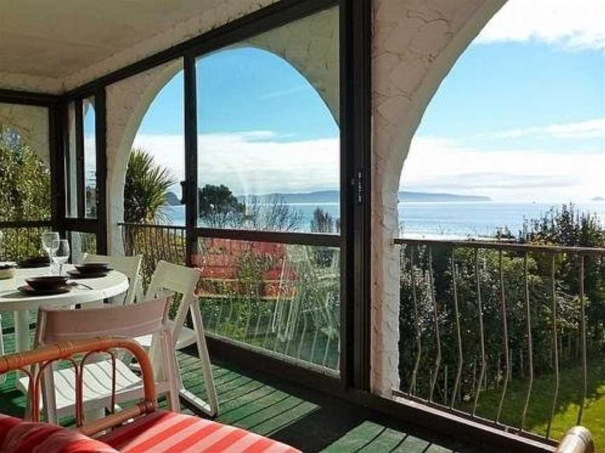 Endless Views - Opito Bay Holiday House, Kuaotunu West, New Zealand