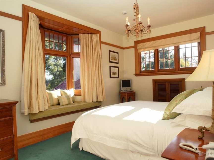 Timara Lodge, Hawkesbury, New Zealand
